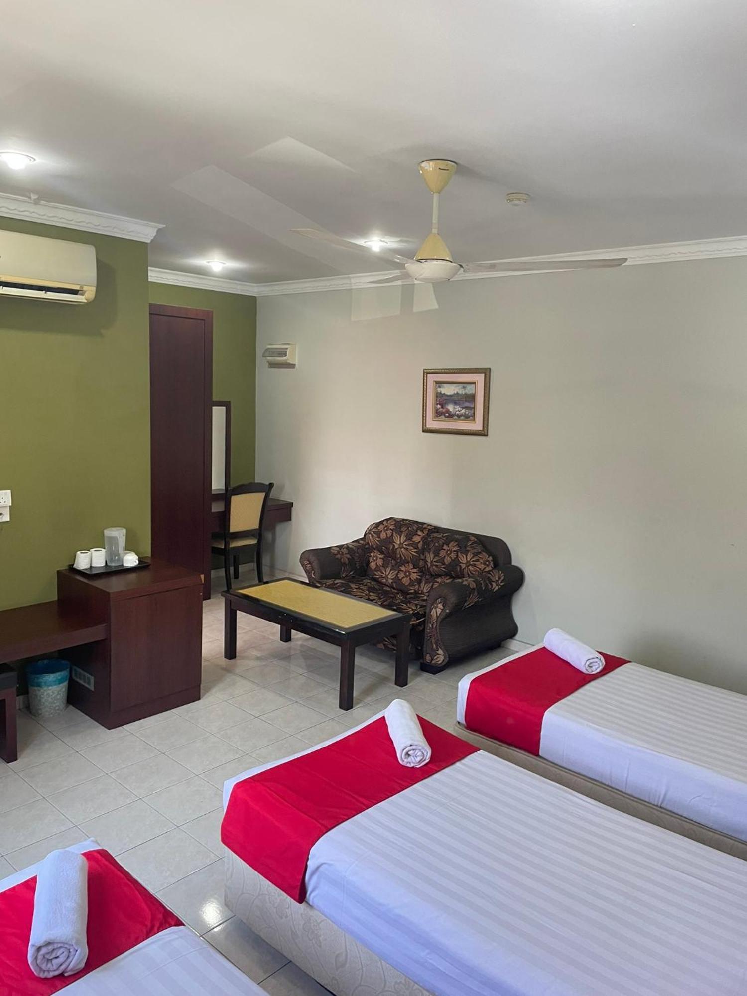 Bayu View Hotel Klang Esterno foto