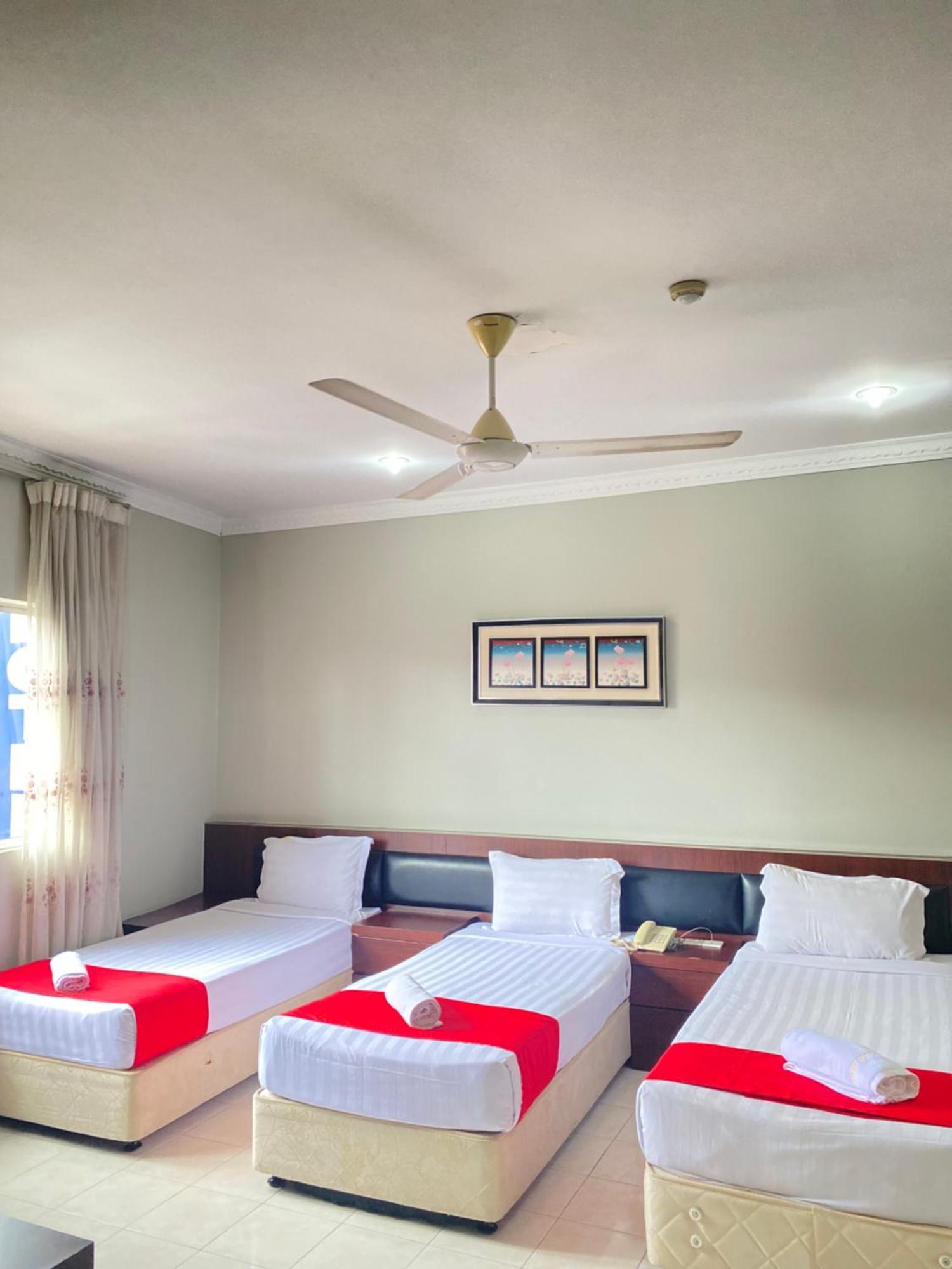 Bayu View Hotel Klang Esterno foto
