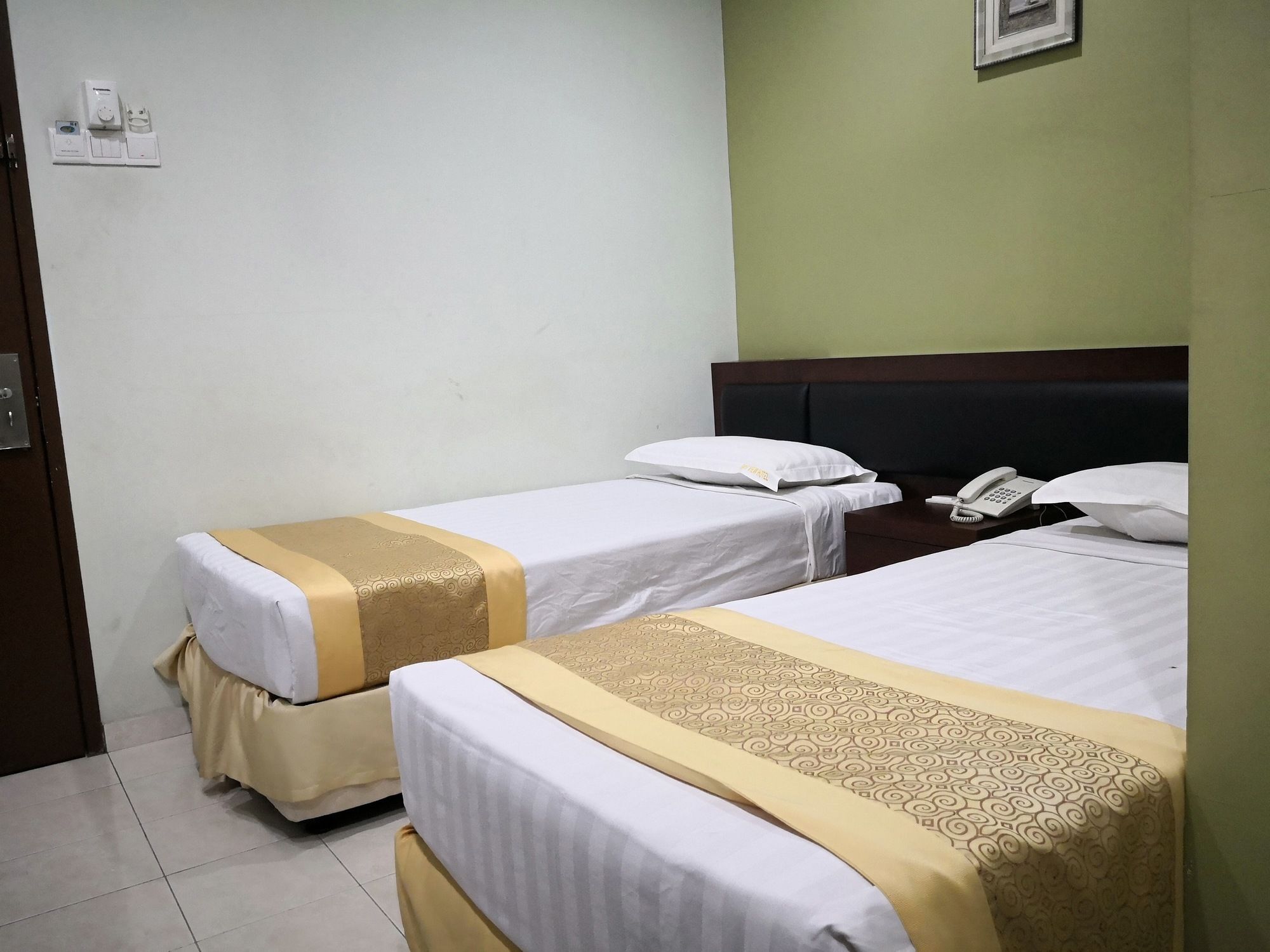 Bayu View Hotel Klang Esterno foto